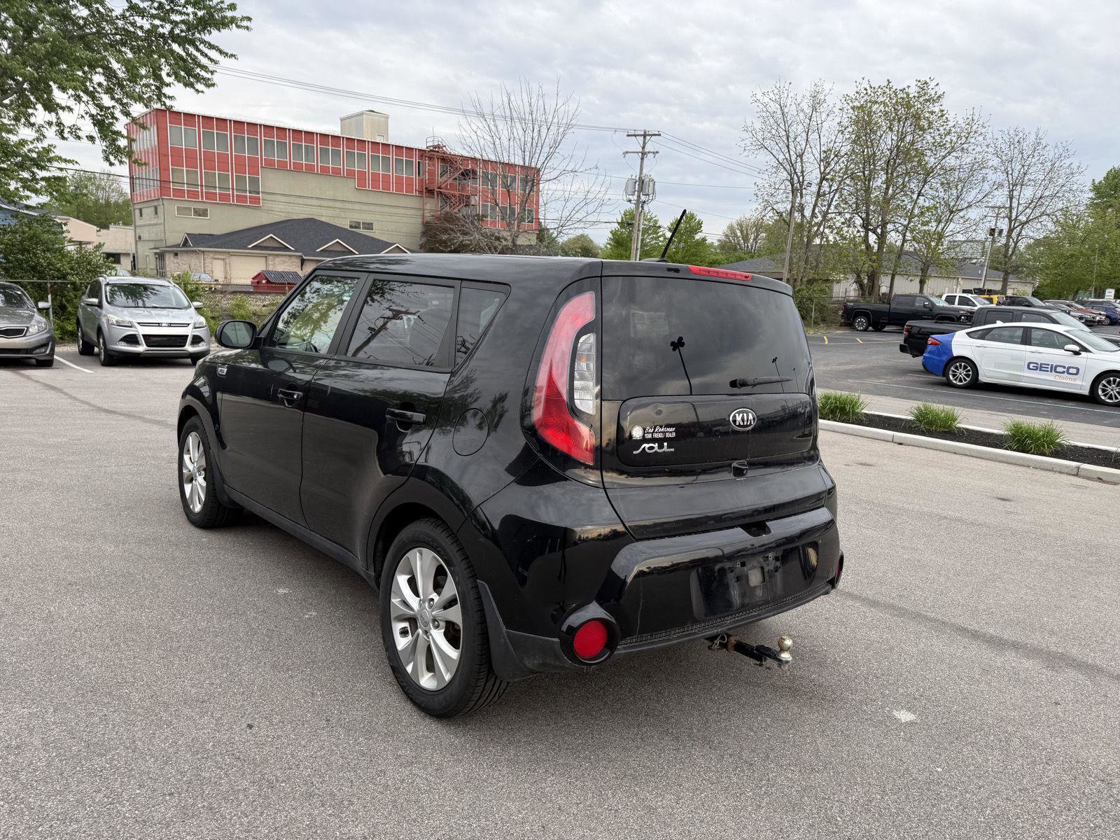 Used 2016 Kia Soul + FWD image 5