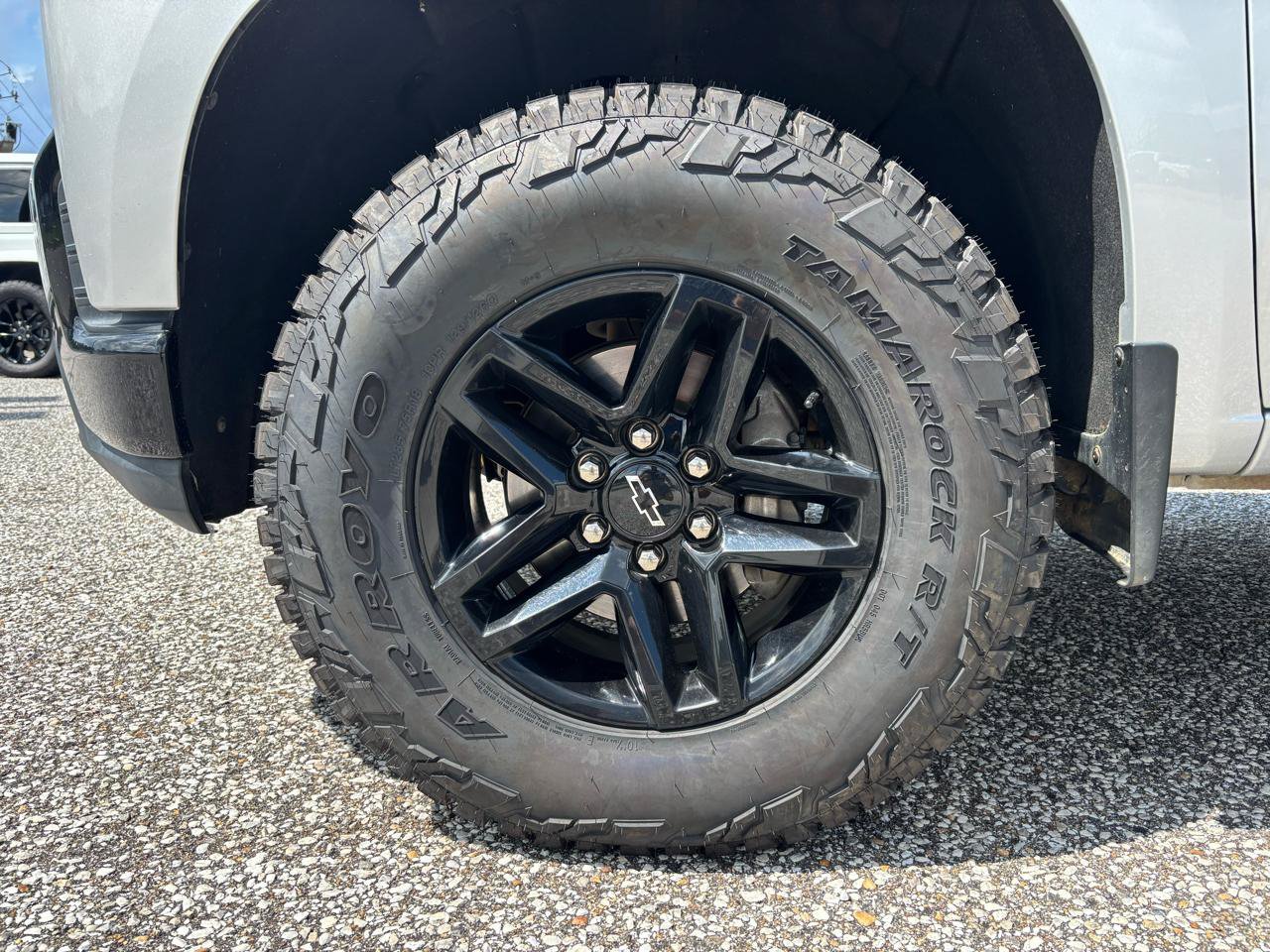 Used 2020 Chevrolet Silverado 1500 LT Trail Boss AWD/4WD image 40