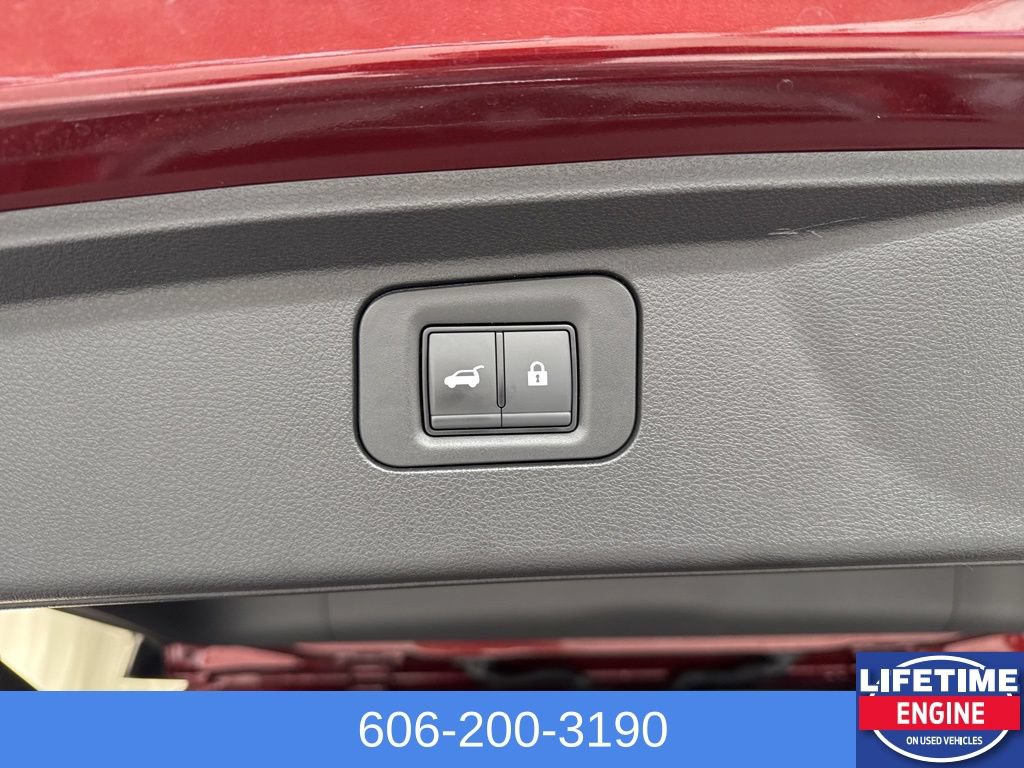 Used 2025 INFINITI QX80 Sensory AWD/4WD image 13