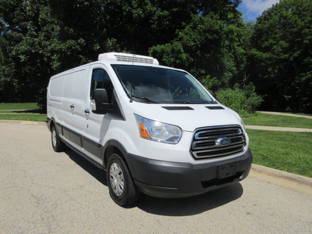 Used 2017 Ford Transit 250 148 Low Roof w/ Interior Upgrade Package RWD image 20