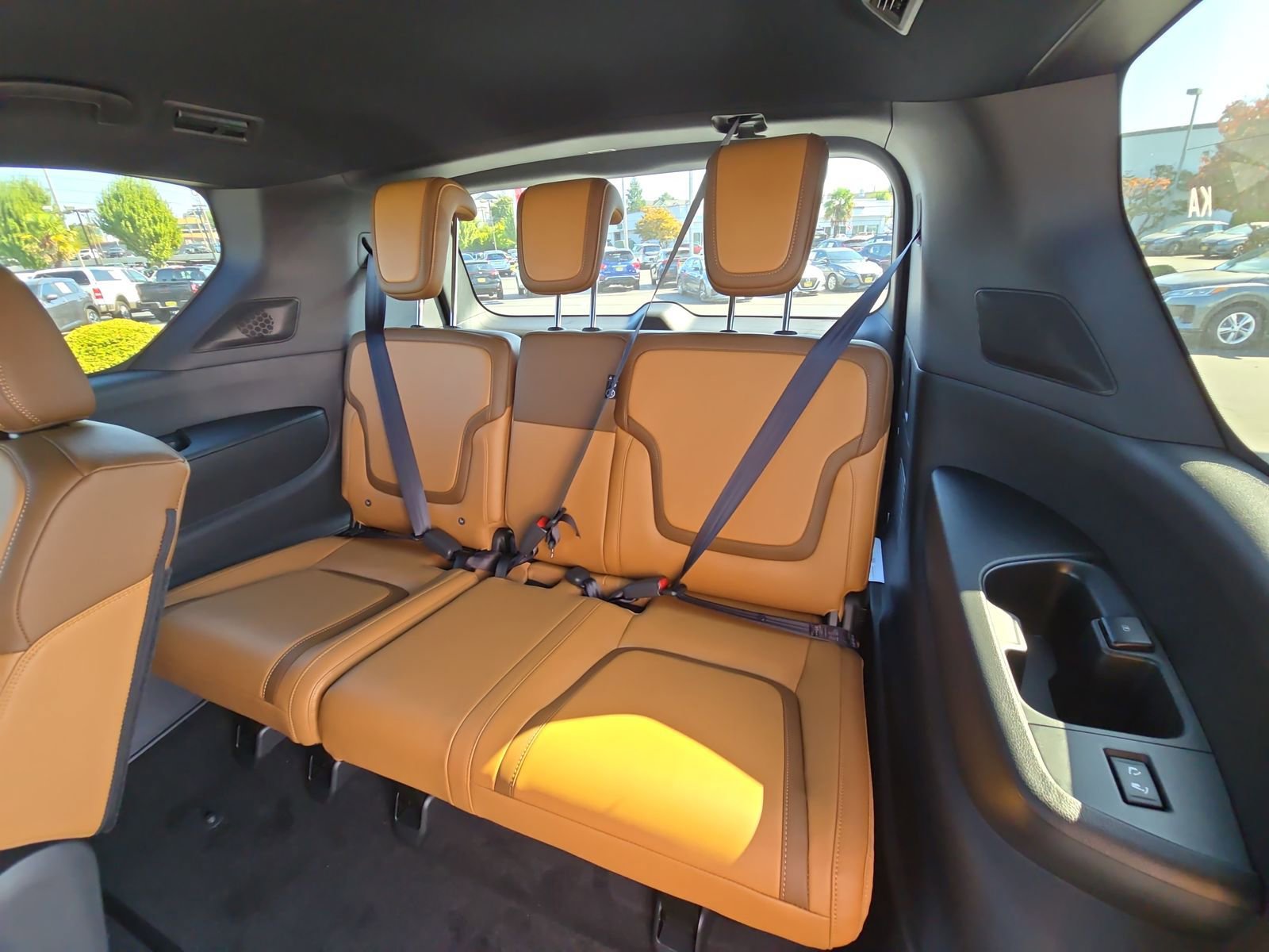 New 2026 Nissan Armada SL image 25