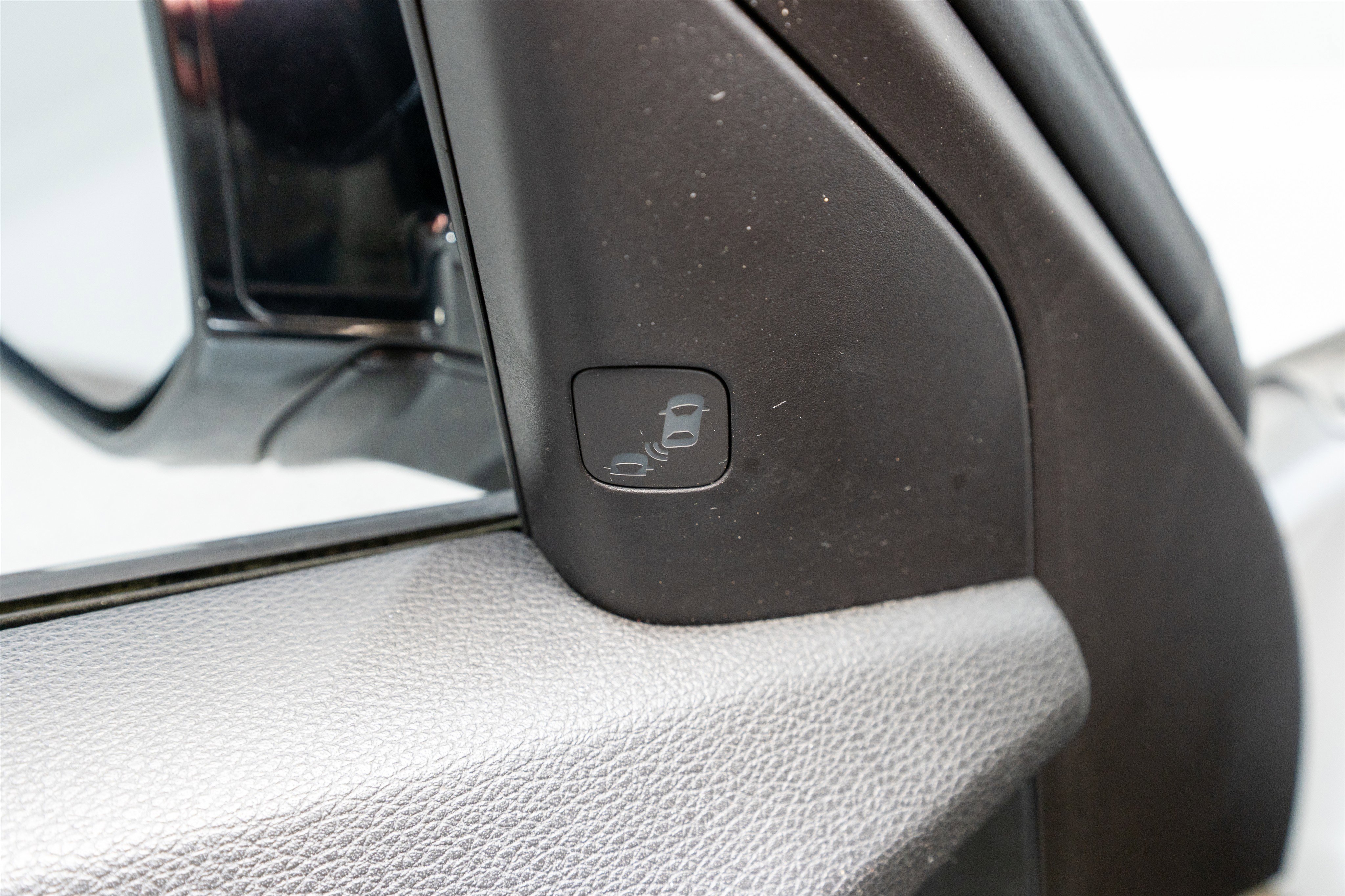 Used 2018 Acura TLX w/ Technology Package image 13