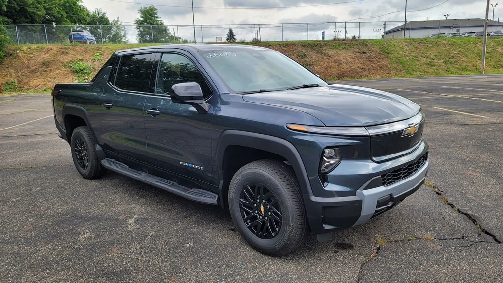 New 2026 Chevrolet Silverado EV LT image 16