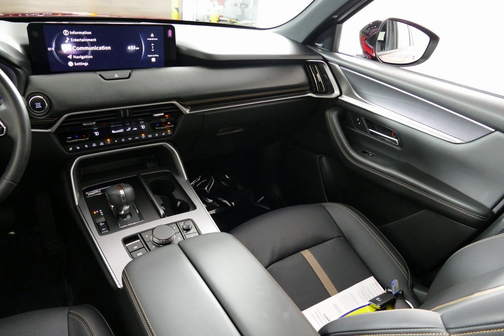 Used 2025 MAZDA CX-70 3.3 Turbo S w/ Premium Package image 27