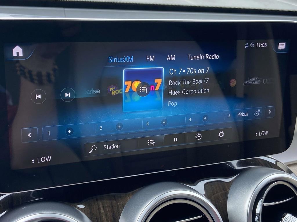 Used 2020 Mercedes-Benz GLC 300 4MATIC w/ Multimedia Package image 28