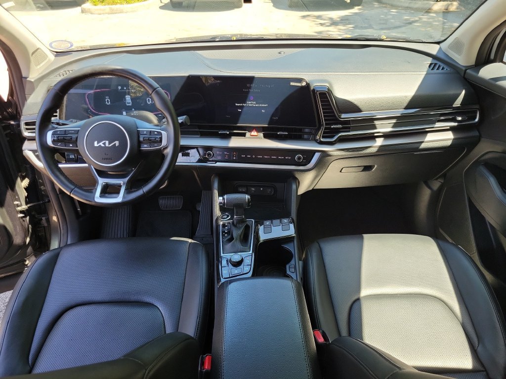 Certified 2023 Kia Sportage EX FWD image 8