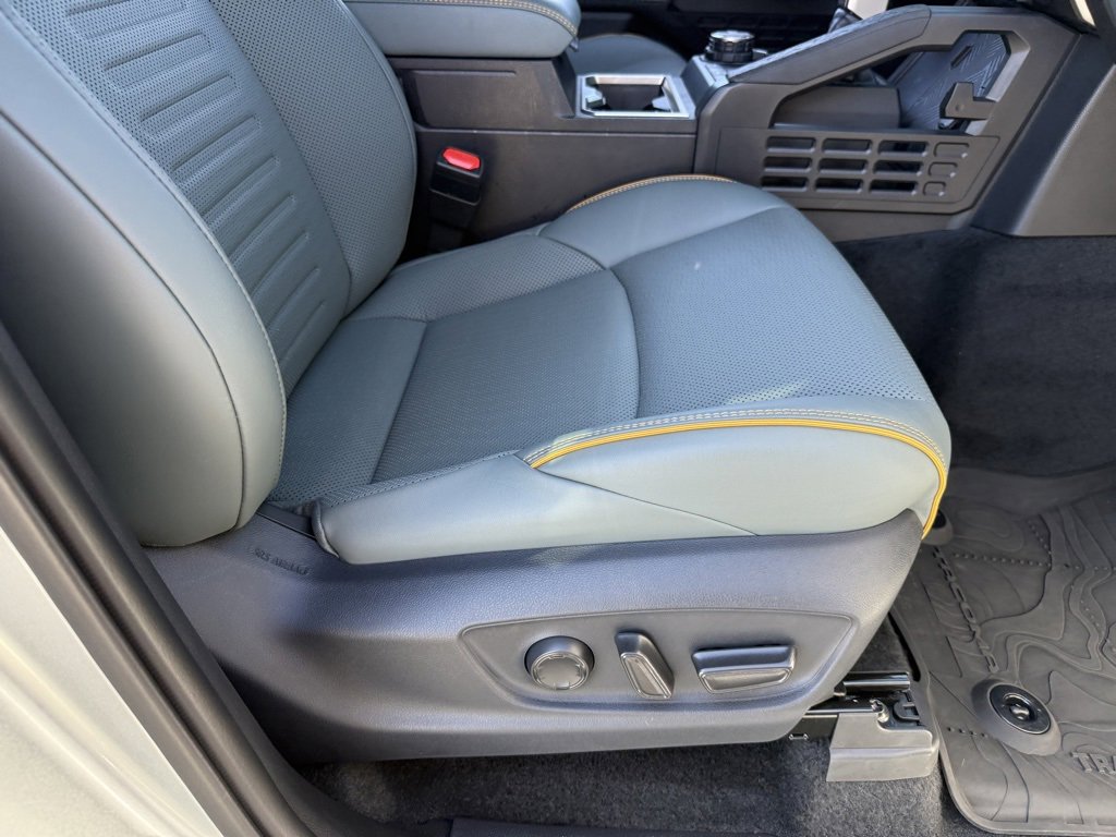 Certified 2025 Toyota Tacoma Trailhunter image 49