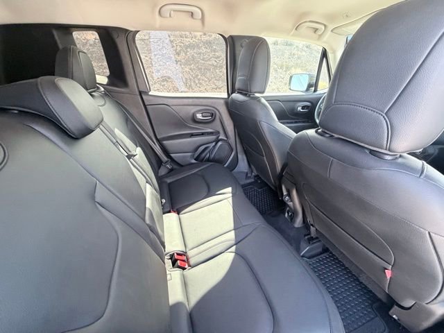 Used 2022 Jeep Renegade Trailhawk w/ Trailer Tow Group AWD/4WD image 29