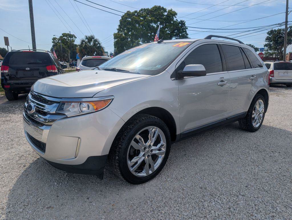Used 2014 Ford Edge Limited w/ Driver Entry Package FWD image 3
