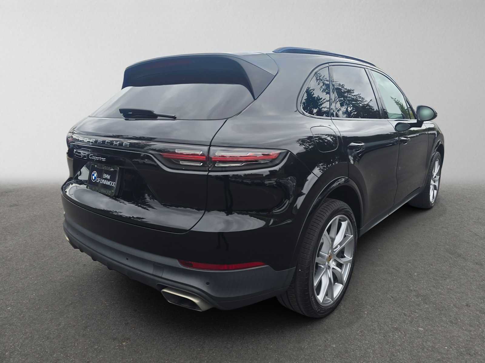 Used 2019 Porsche Cayenne AWD/4WD image 7