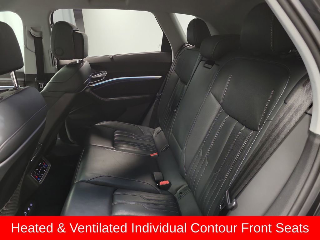 Used 2019 Audi e-tron Prestige w/ Prestige Package AWD/4WD image 21