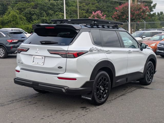 New 2025 Mitsubishi Outlander Trail Edition image 3
