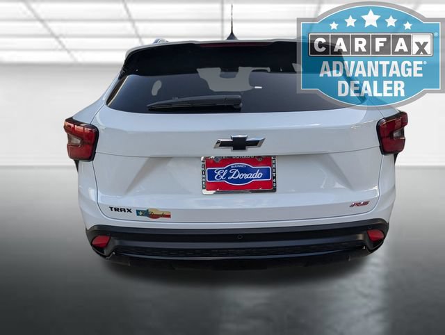 Used 2025 Chevrolet Trax RS w/ Sunroof Package FWD image 28