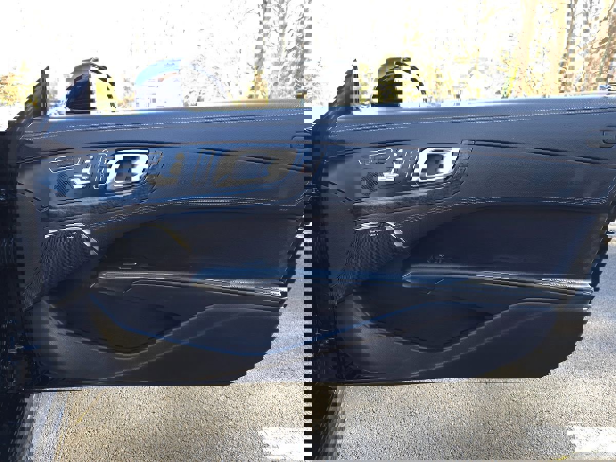 Used 2020 Mercedes-Benz SL 450 w/ Premium Package image 23