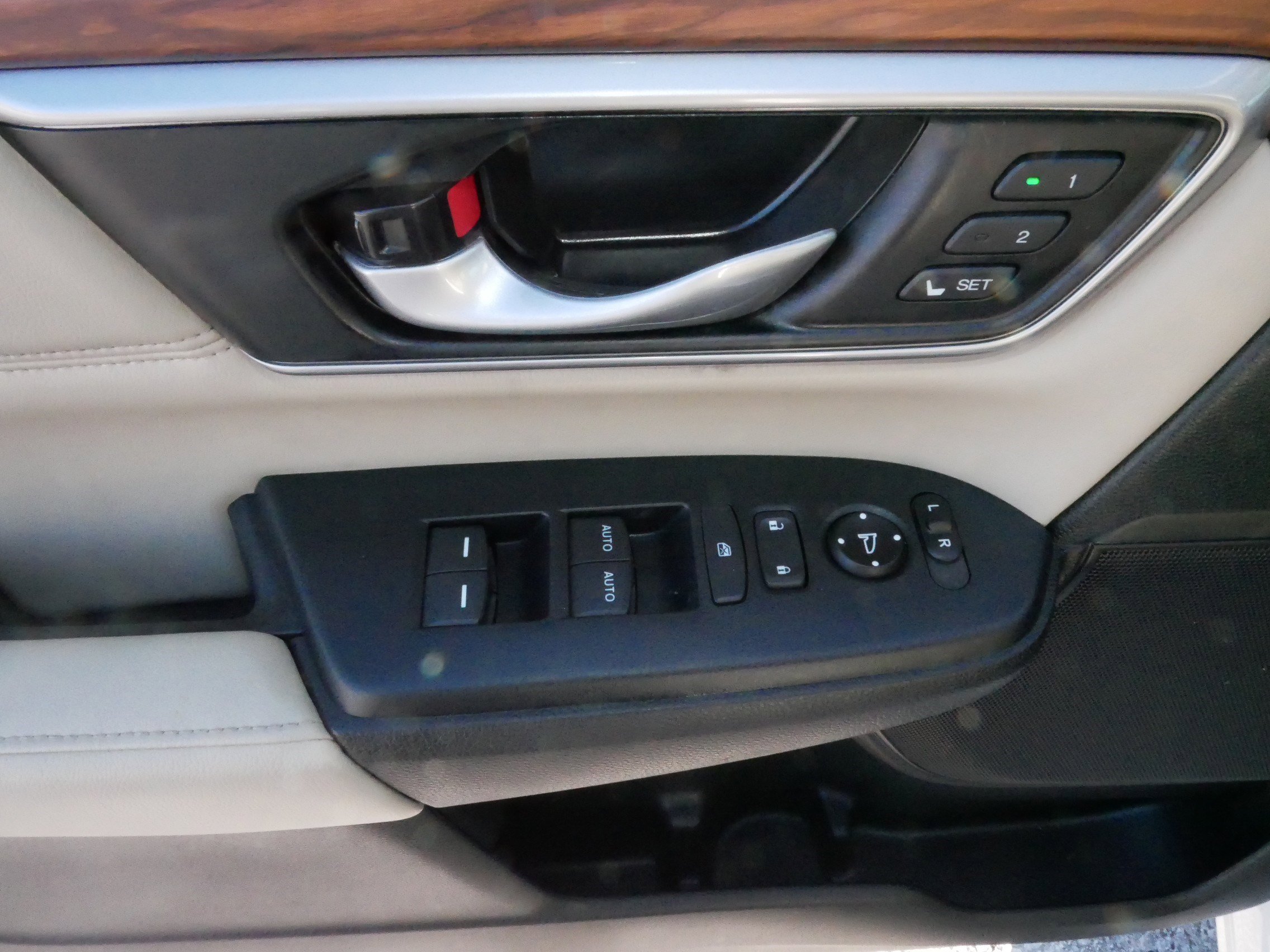 Used 2022 Honda CR-V EX-L image 19