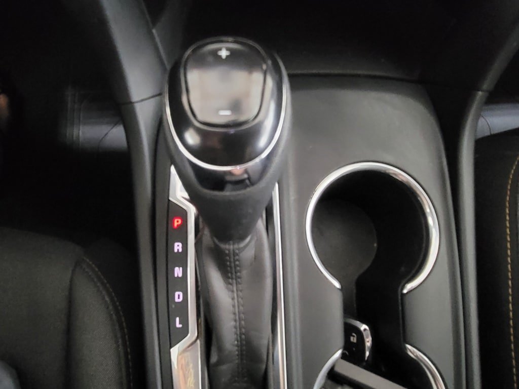 Used 2020 Chevrolet Equinox LT FWD image 17