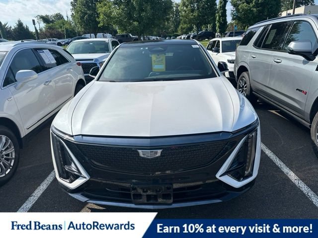 Used 2025 Cadillac Lyriq Sport w/ LPO, Floor Liner Package AWD/4WD image 2