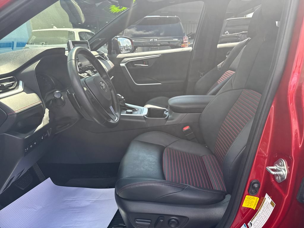 Used 2022 Toyota RAV4 XSE w/ Weather Package AWD/4WD image 21