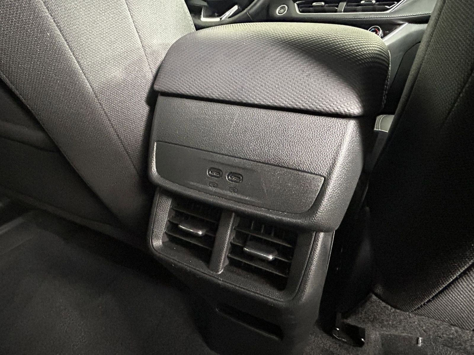 Used 2025 Chevrolet Equinox LT image 13