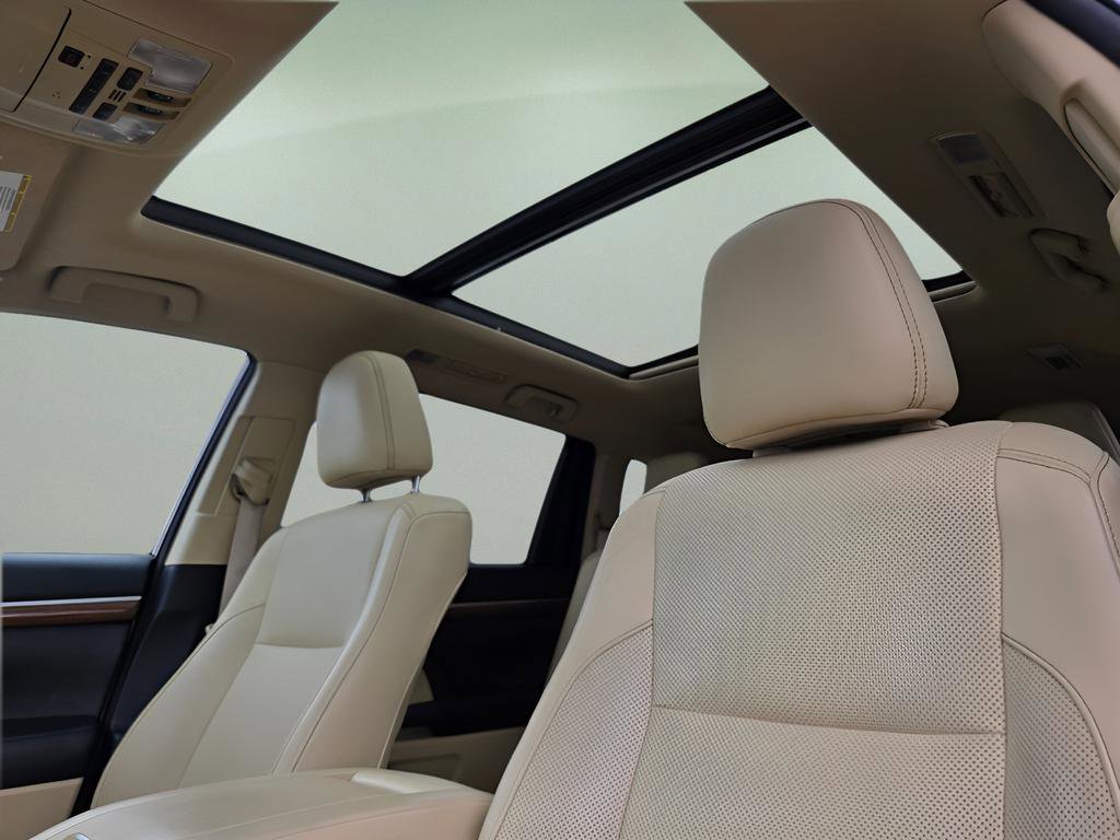 Used 2018 Toyota Highlander Limited Platinum w/ Protection Package #3 image 22