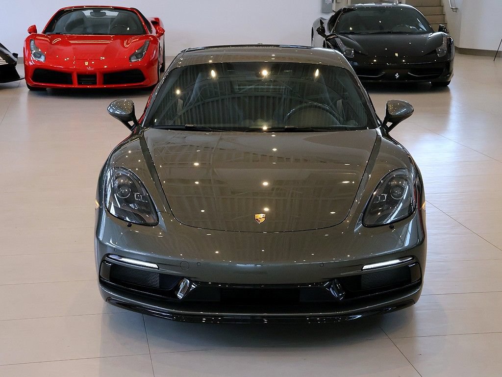 Used 2025 Porsche 718 Cayman GTS RWD image 26