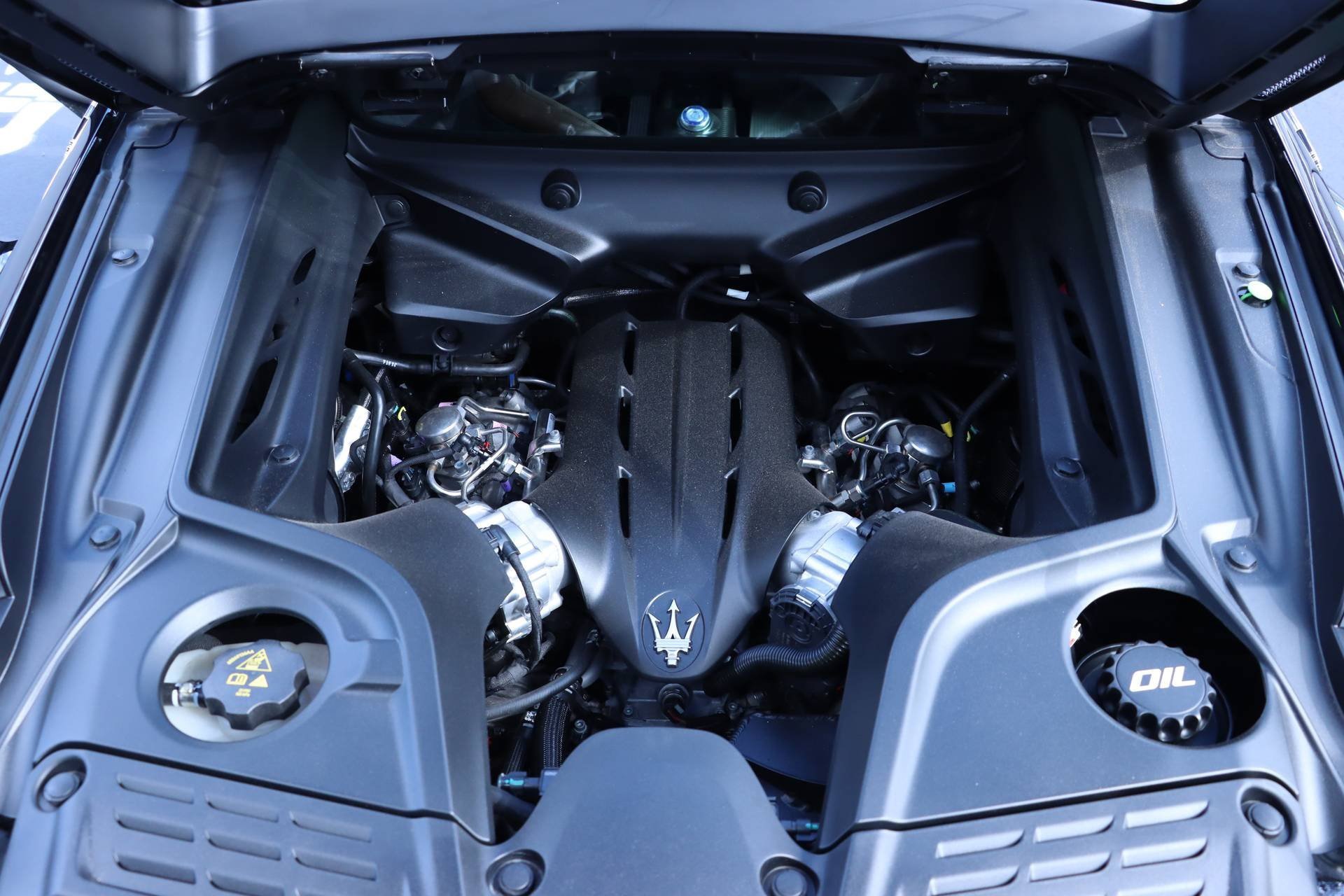 Certified 2022 Maserati MC20 Coupe image 15