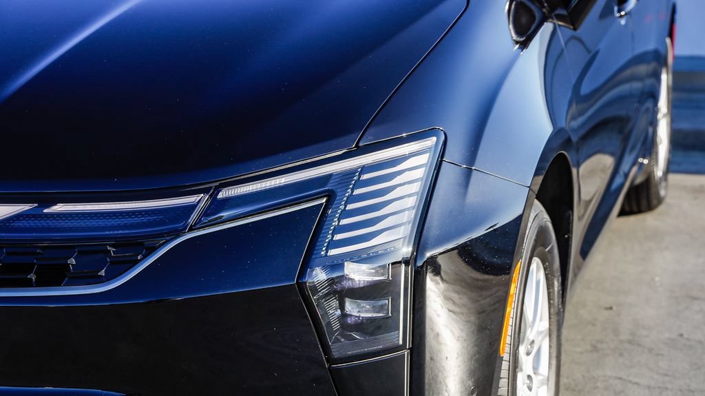 New 2027 Chrysler Pacifica Select FWD image 5