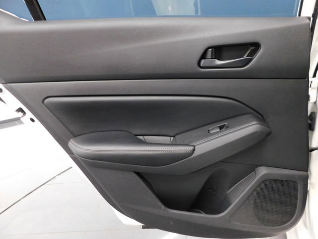 Used 2024 Nissan Altima 2.5 SV image 23