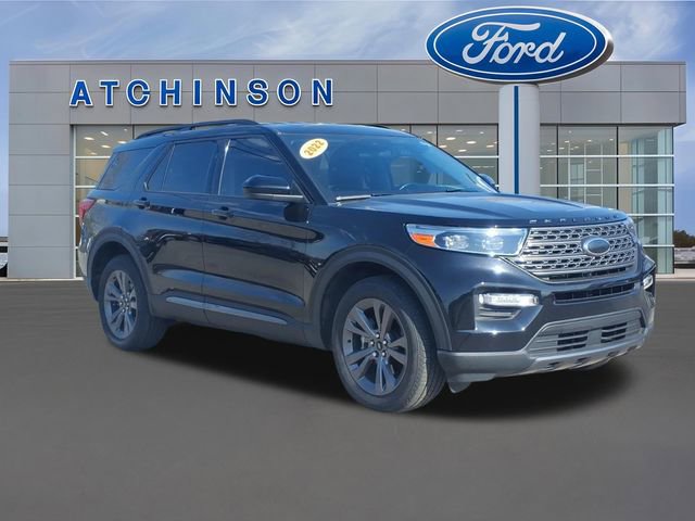 Certified 2022 Ford Explorer XLT w/ Equipment Group 202A AWD/4WD image 4