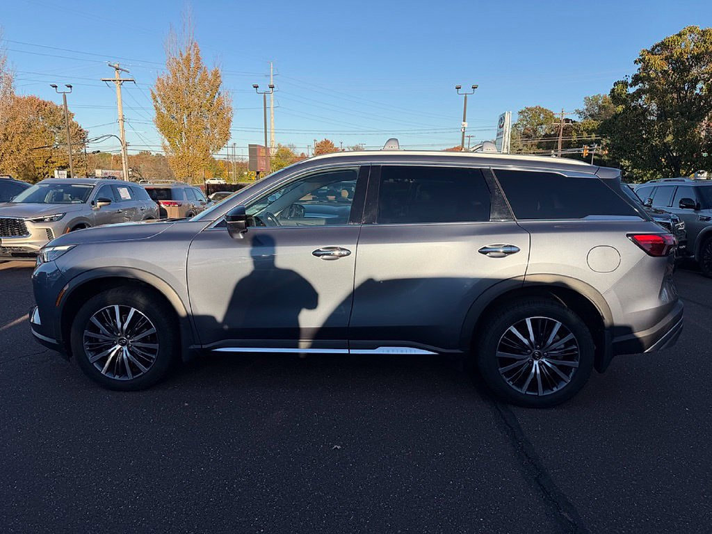 Certified 2023 INFINITI QX60 Sensory w/ Cargo Package AWD/4WD image 4