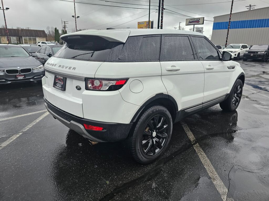 Used 2014 Land Rover Range Rover Evoque Pure image 5
