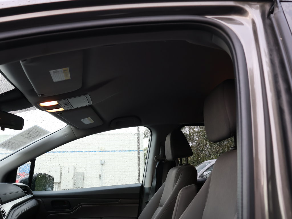 Used 2021 Honda Odyssey EX image 10