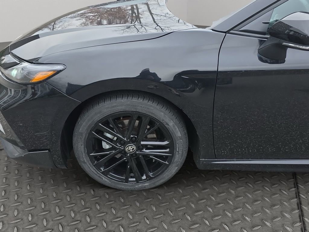 Used 2025 Toyota Camry SE image 23