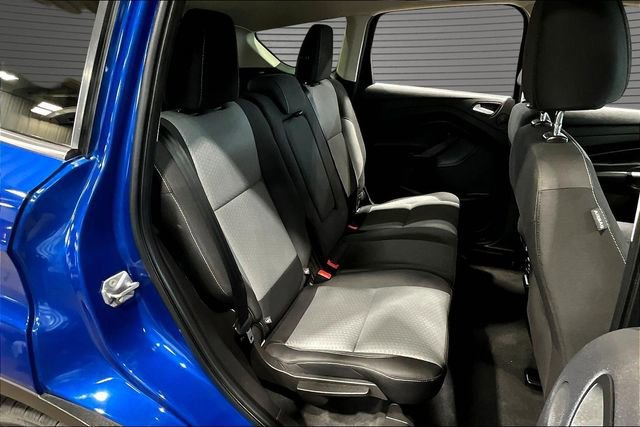 Used 2017 Ford Escape SE w/ Equipment Group 201A FWD image 21