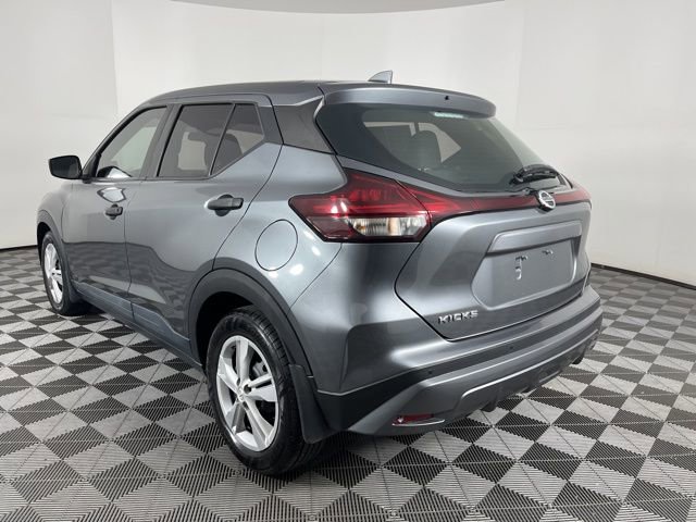 Used 2021 Nissan Kicks S image 7
