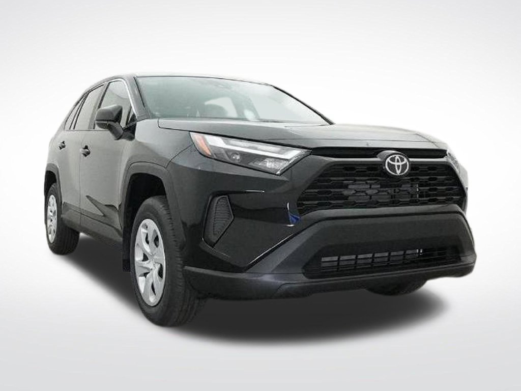Used 2025 Toyota RAV4 LE FWD image 33