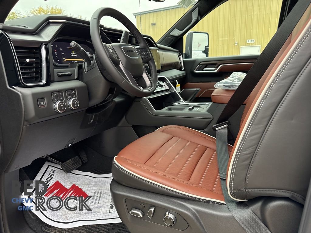 New 2026 GMC Sierra 2500 Denali Ultimate w/ Max Trailering Package image 10