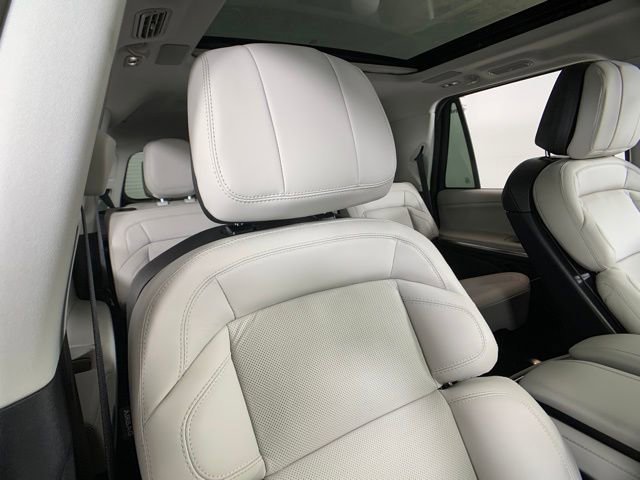 New 2025 Lincoln Navigator Reserve image 27