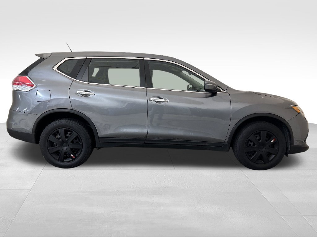 Used 2015 Nissan Rogue S FWD image 7