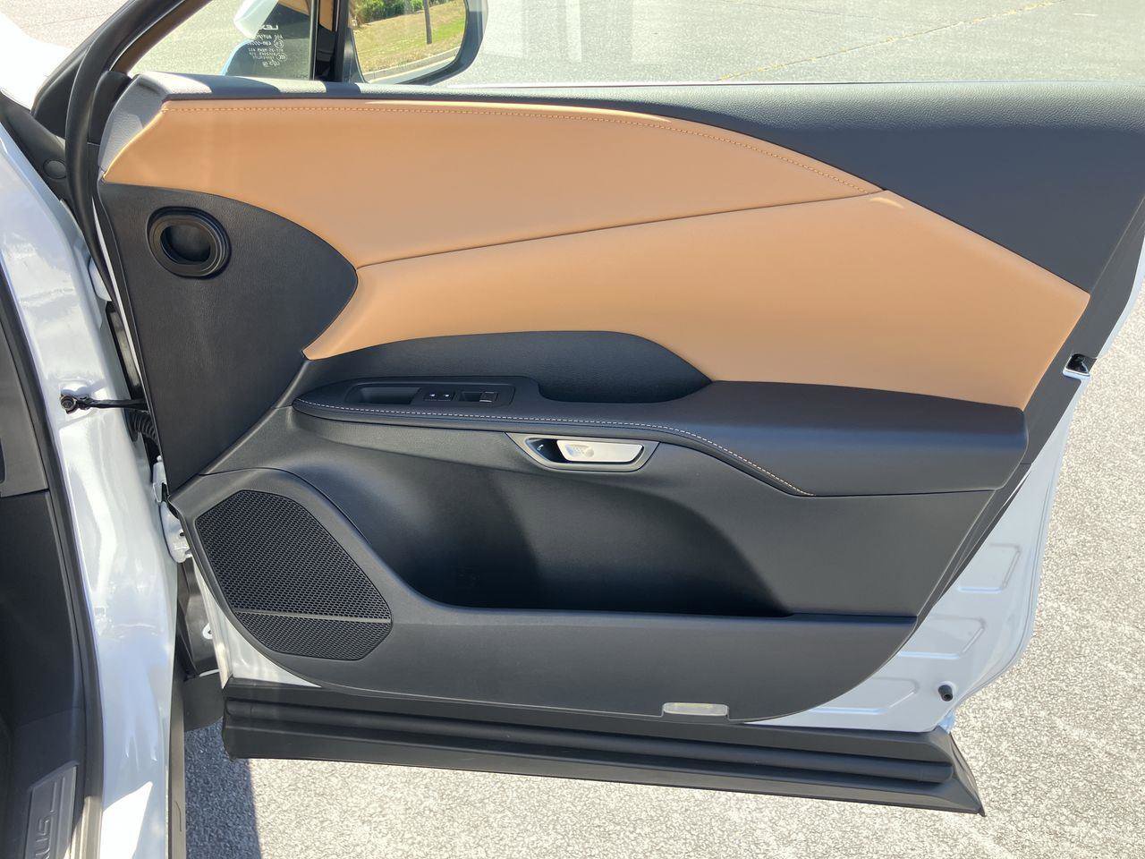 Used 2025 Lexus RX 350 Premium w/ Accessory Package (Z1) image 35