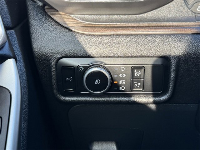Certified 2023 Ford Explorer Limited w/ Limited Technology Package image 24