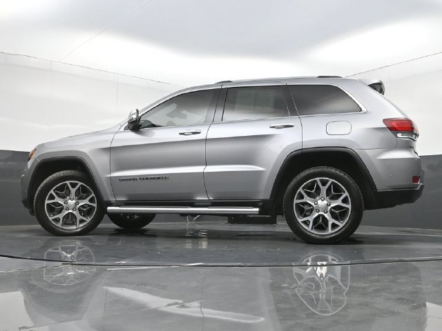 Used 2021 Jeep Grand Cherokee Limited w/ Luxury Group II AWD/4WD image 34
