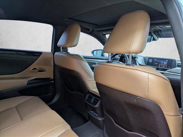 Used 2019 Lexus ES 350 w/ Premium Package image 26