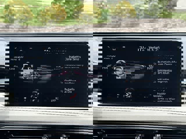 Used 2023 Genesis G70 3.3T w/ Sport Prestige Package image 16