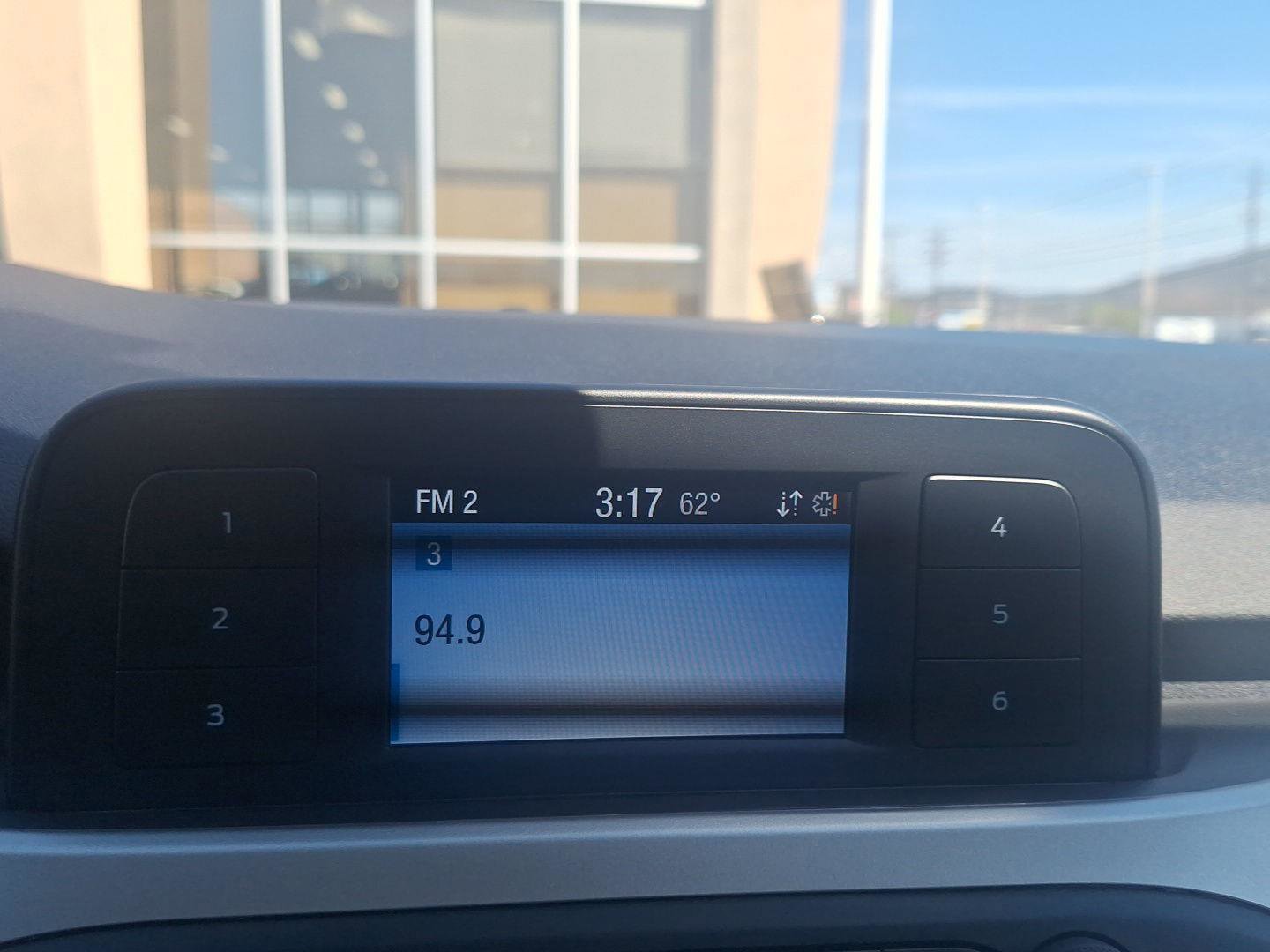 Used 2022 Ford Escape S image 24