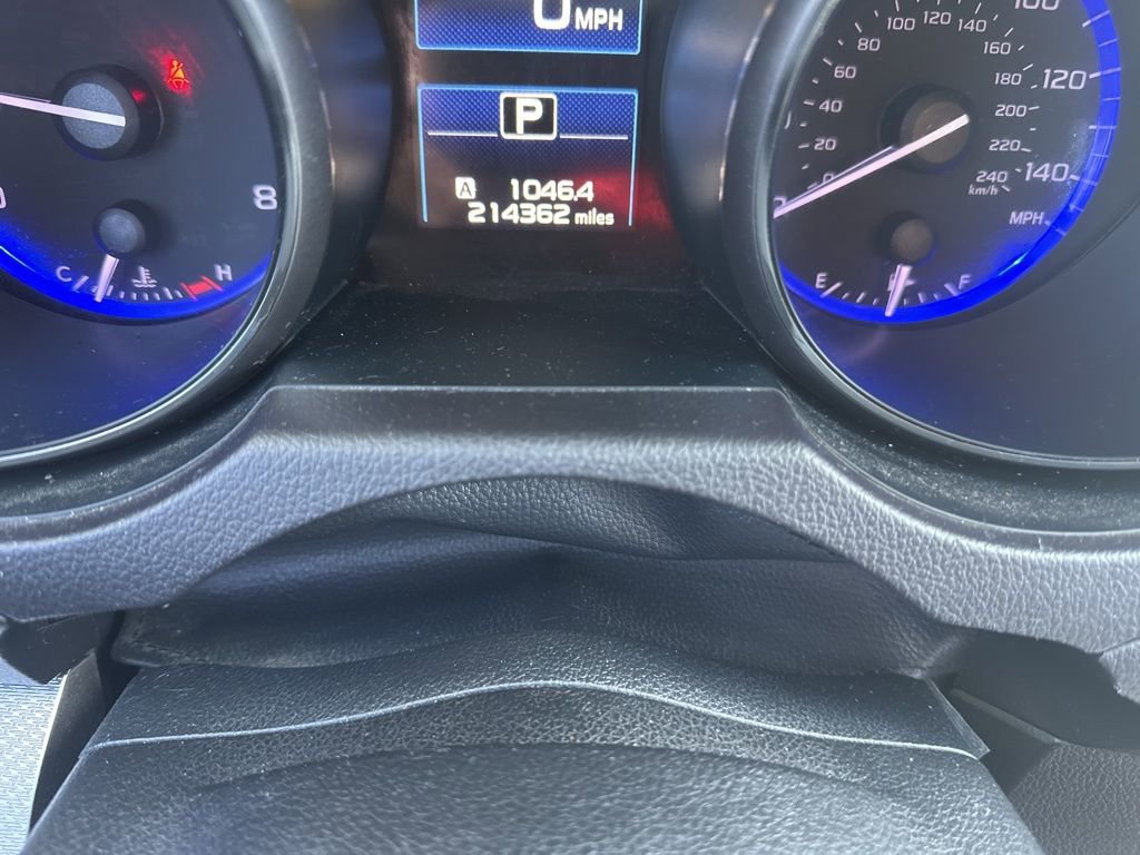 Used 2016 Subaru Legacy 2.5i Premium w/ Popular Package #2 AWD/4WD image 3