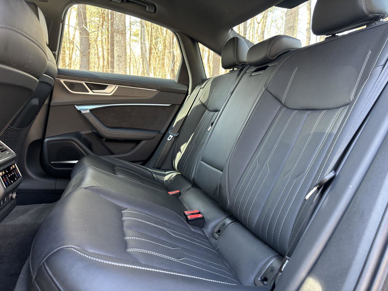 Used 2022 Audi S6 Premium Plus image 30