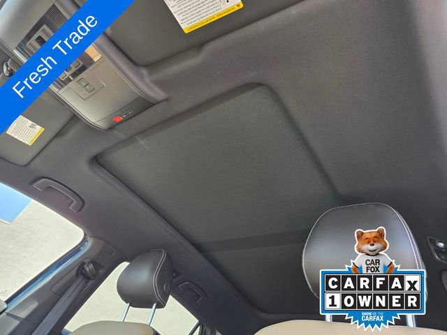 Certified 2023 Volkswagen Atlas Cross Sport SE w/ Panoramic Sunroof Package FWD image 12