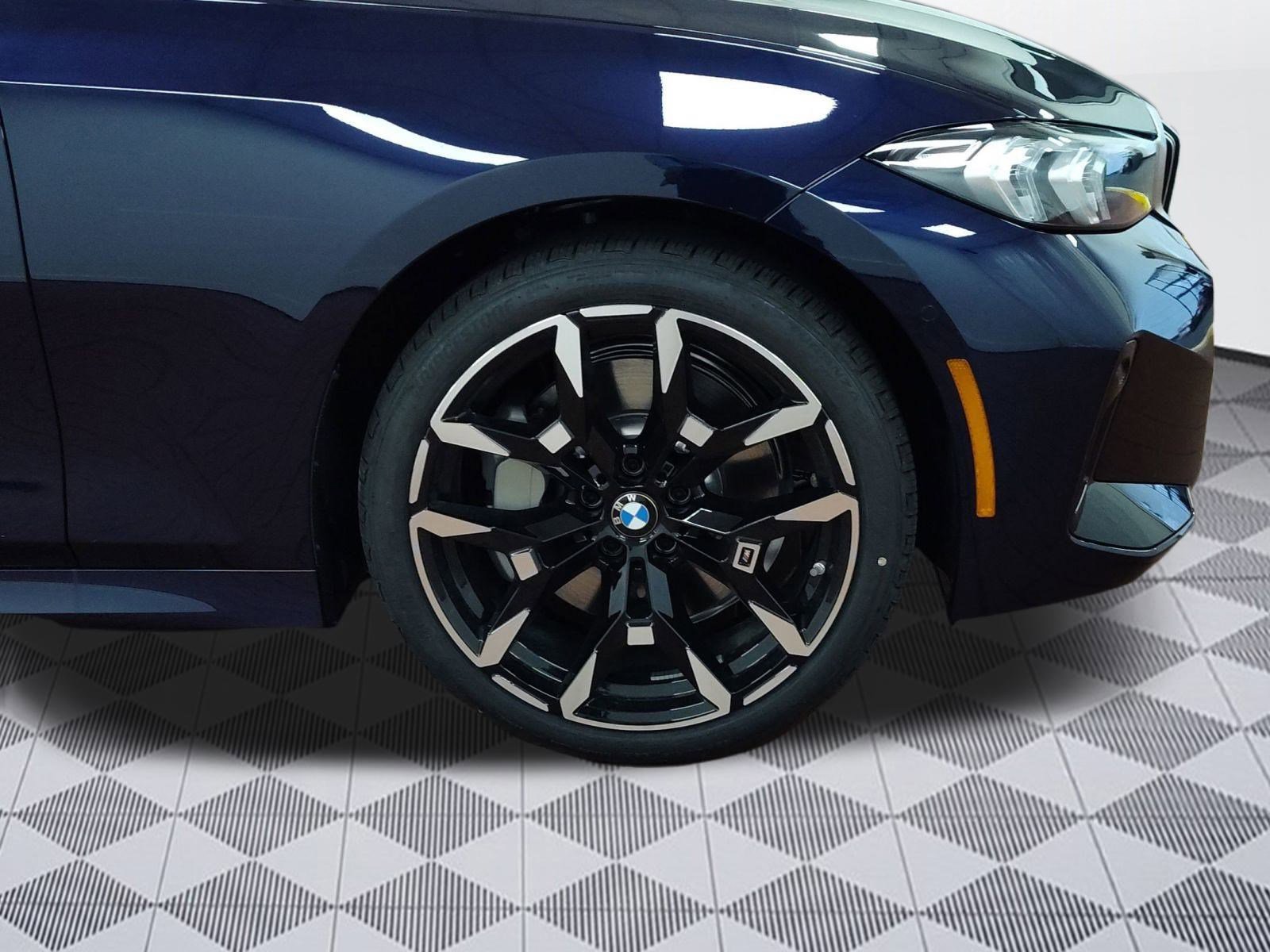 New 2026 BMW 330i xDrive Sedan w/ M Sport Package image 11