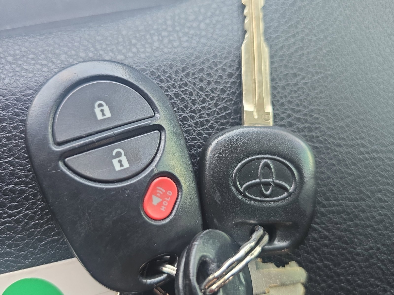 Used 2017 Toyota Tundra SR5 w/ SR5 Upgrade Package RWD image 29